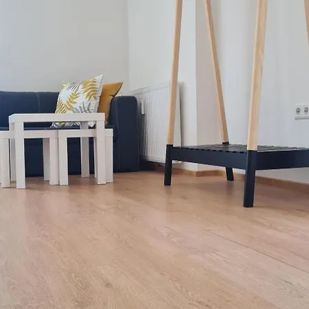 06 Apartment *